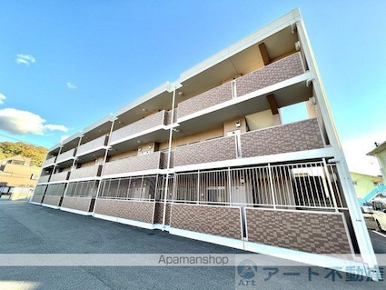 トーラス[1LDK/42.38m2]の外観2