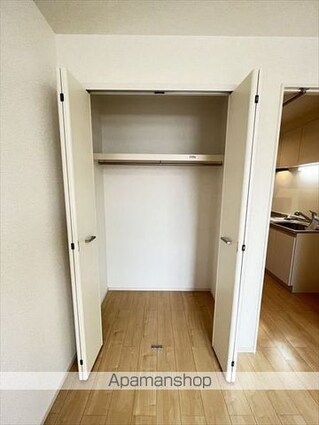 和歌山県和歌山市関戸２丁目[1K/27.18m2]の収納