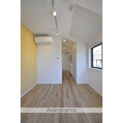 グランエッグス桜上水Ａ[1R/16.01m2]の玄関