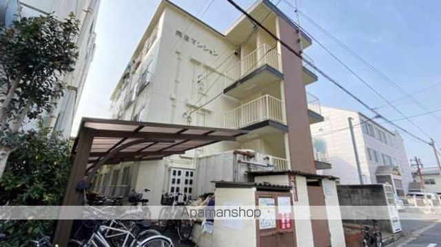 岡住マンションの外観写真