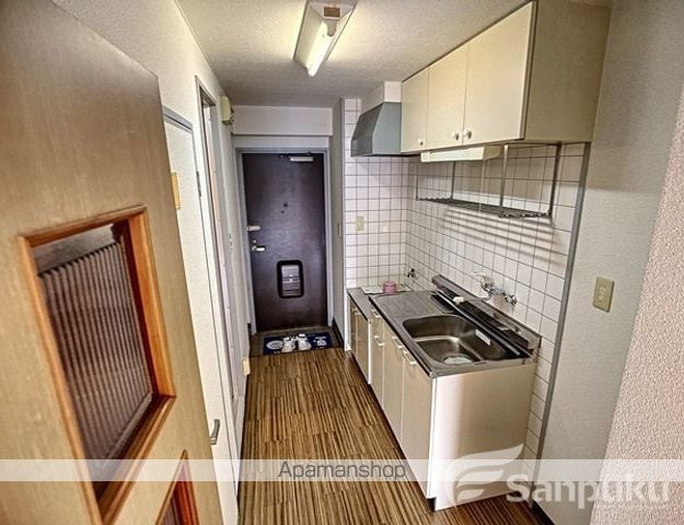 湯渡マンションの内装写真