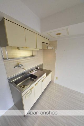 ロイヤルレインボー平岸 A棟の内装写真