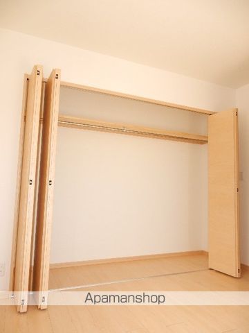 南輝1丁目メゾネットの内装写真