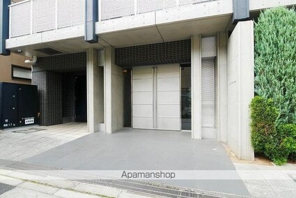 ブランノアール北赤羽[1K/23.2m2]のエントランス