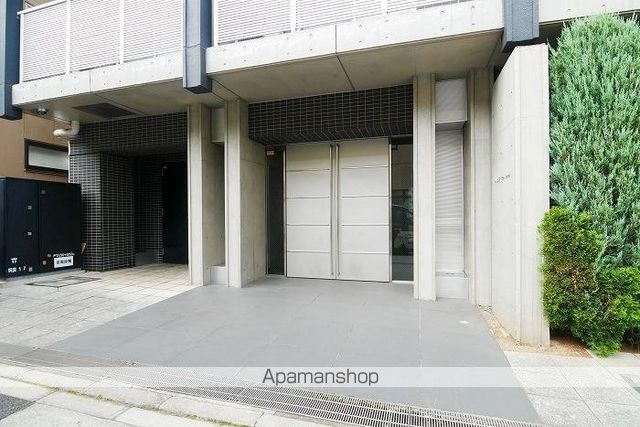 ブランノアール北赤羽[1K/23.2m2]のエントランス