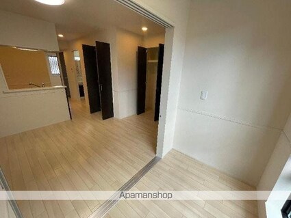 グラン　フェリシア（Ｇｒａｎｄ　Ｆｅｌｉｃｉａ）[1LDK/43.24m2]のリビング・居間3