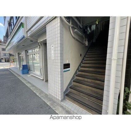 東山パークビル[1R/32.03m2]のエントランス