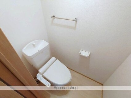 ＢＩＧ　ＪＯＹ　ＹＡＭＡＴＯ[3LDK/67.11m2]のトイレ