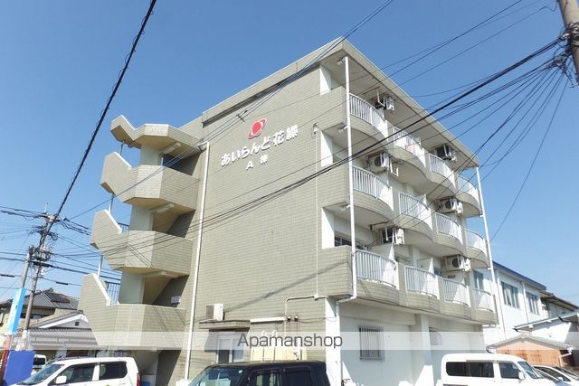あいらんど花繰 A棟の玄関写真