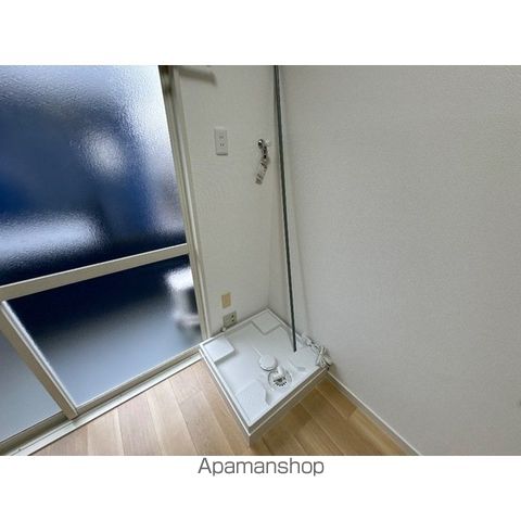 ガザニアの内装写真