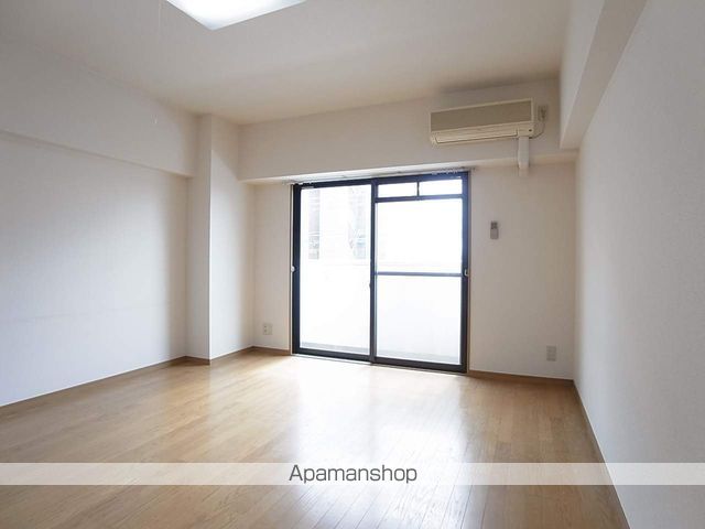ARATAの内装写真