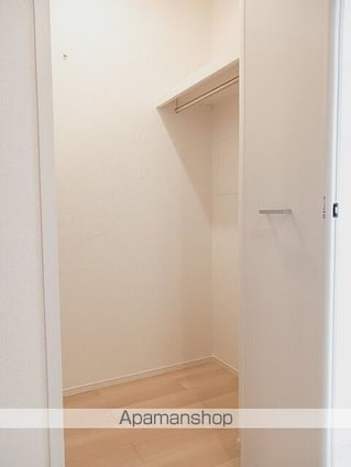 ビューシティ泉　Ⅱ[1R/35.19m2]の収納