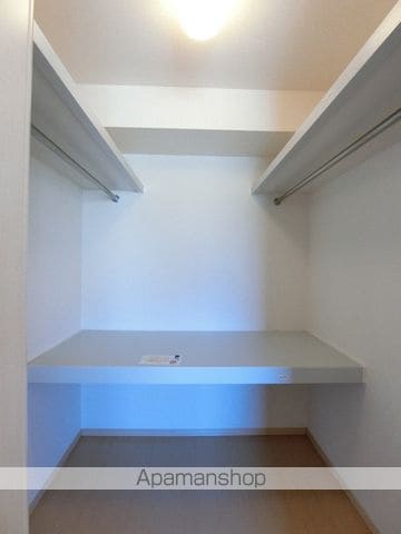 リビングタウン葵町 Aの内装写真