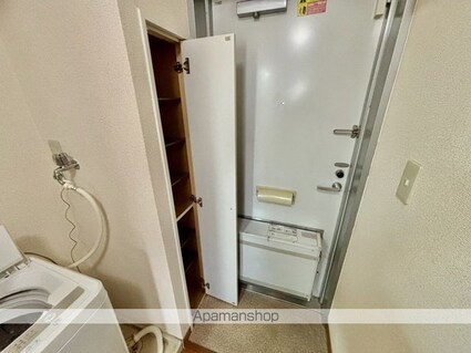 レオパレスやまびこ[1K/23.18m2]の玄関