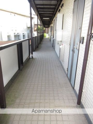 ビビッドKの玄関写真
