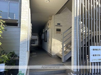 クレイノＭＯＯＮⅠ[1K/26.08m2]のエントランス3