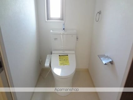 ＴＲＥＮＴＥ　ＬＵＭＩＥＲＥ[2LDK/63m2]のトイレ