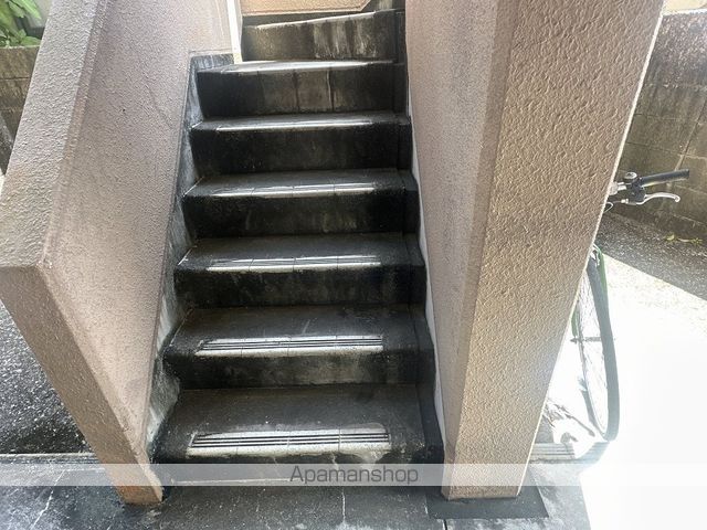 プラセールの玄関写真