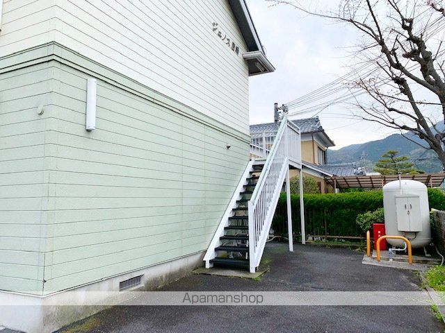 ジュノス唐崎の玄関写真
