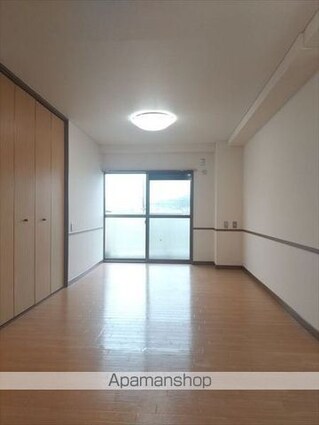 和歌山県和歌山市新堀東２丁目[2LDK/68m2]の内装1