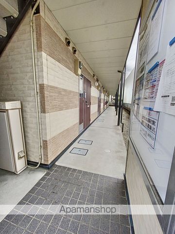レオパレス丸山の玄関写真
