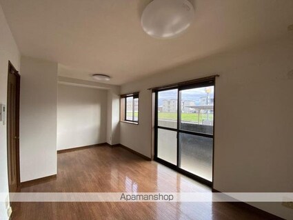 フォブール紅陽Ｂ[2LDK/55.9m2]のリビング・居間