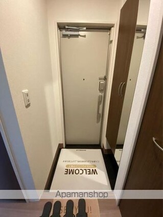 ユニヴェールⅡ　Ａ棟[1LDK/43.93m2]の玄関