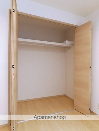 ココベル三軒茶屋[2LDK/60.45m2]の収納