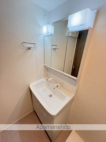 ヒカルサ京田辺大住の内装写真