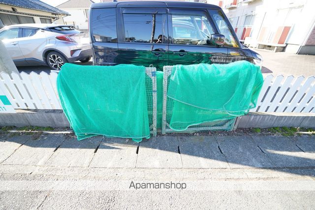 ツインハイツ A棟の外観写真