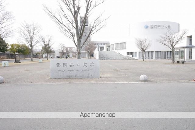 アヴェンタドールの周辺写真