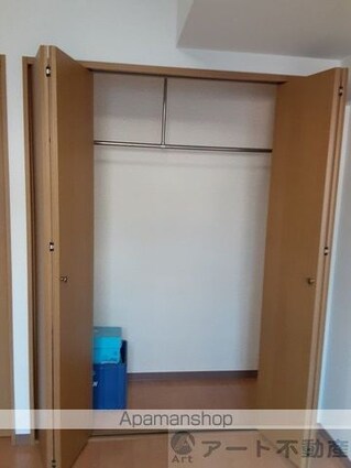 グランアルブル山越Ⅲ[2LDK/45.36m2]の収納