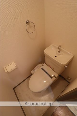 レジデンス高柳 A棟の内装写真