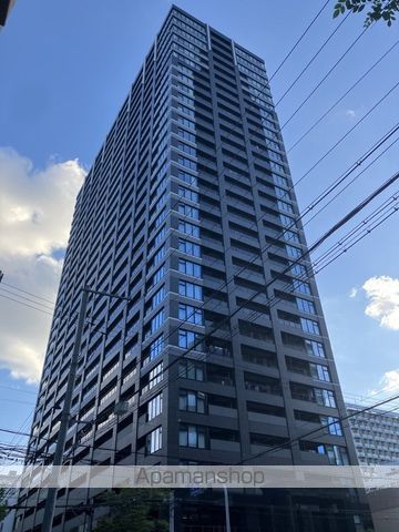 プレサンスレジェンド堺筋本町タワーの外観写真