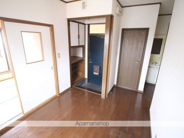 交久瀬ハイツB棟の内装写真