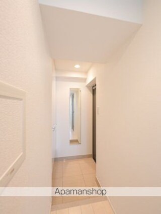 Ｂ　ＣＩＴＹ　ＴＡＢＡＴＡ　ＳＫＹＣＯＵＲＴ[1K/25.41m2]の玄関