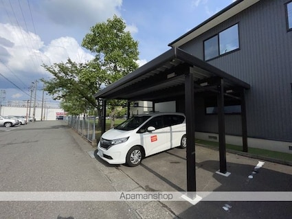 アクティルミナス[2DK/50.67m2]の駐車場2