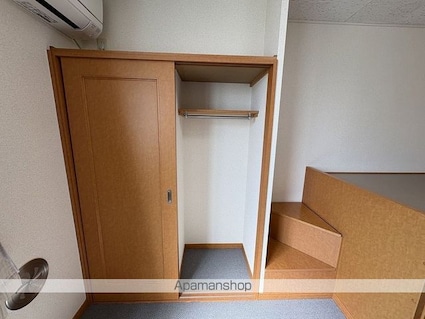 レオパレスもみじ山[1K/26.08m2]の収納