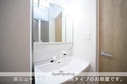和歌山県和歌山市加納[1LDK/50.87m2]の洗面所