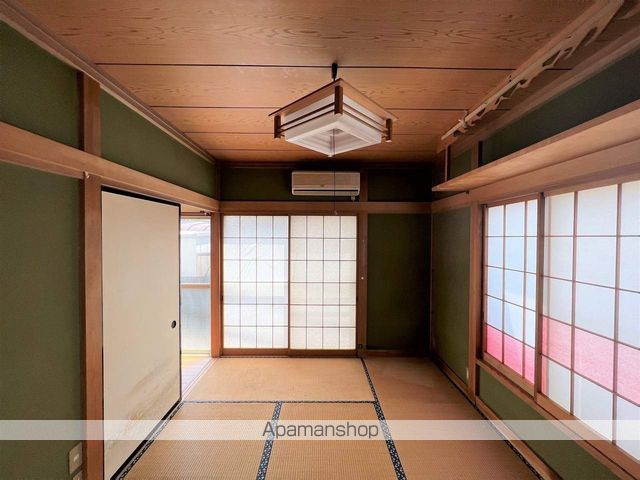 中條一戸建の内装写真