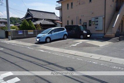 Ｎｏｌｉｓ[1K/32m2]の駐車場2