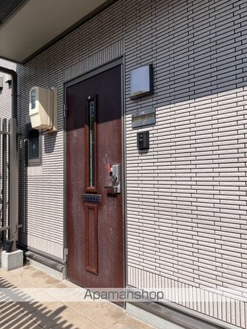 ステラコート市ヶ洞 A・B・Cの玄関写真