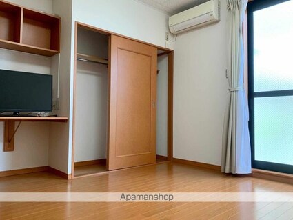 レオパレスナイアガラⅡ[1K/23.18m2]の収納