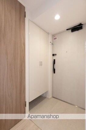 パークアクシス市川[2LDK/60.8m2]の玄関