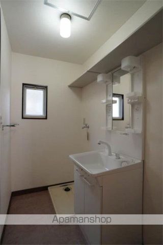 ヴィーノオザワの内装写真