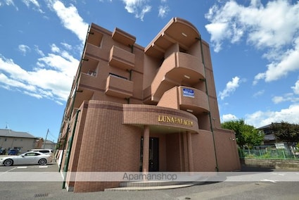 ルナパレスⅢ[2LDK/61m2]の外観3