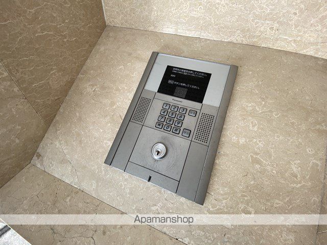 ノヴァ知事公館前のその他写真