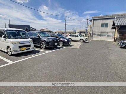 岡山県岡山市南区西市[1LDK/44.5m2]の駐車場