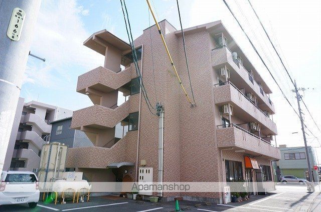 オリーブの外観写真