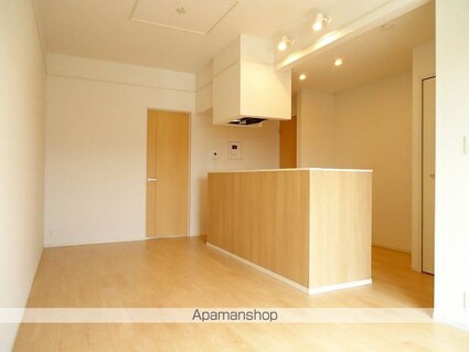 エターナル　ヴィレッジ[2LDK/58.7m2]のリビング・居間